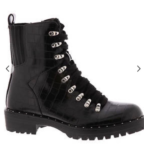 RECENTLY REDUCED: “Sale Priced”Women’s PreOwned Dolce Vita Boots, 8.5. - Picture 6 of 6